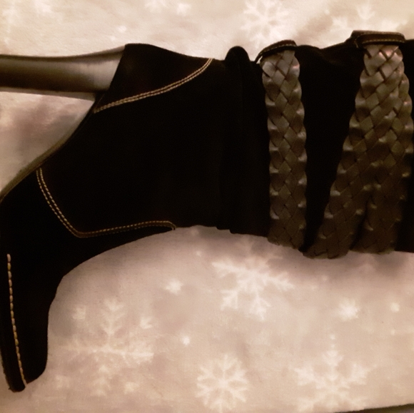 COACH Rande Suede in black. Size:8.5 - Picture 7 of 8